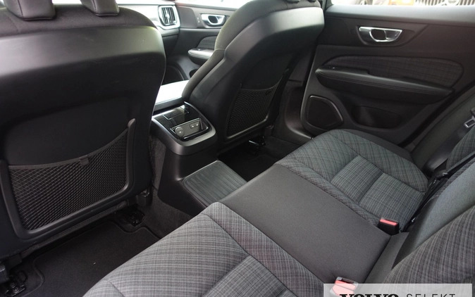Volvo V60 cena 159900 przebieg: 84000, rok produkcji 2022 z Rumia małe 529